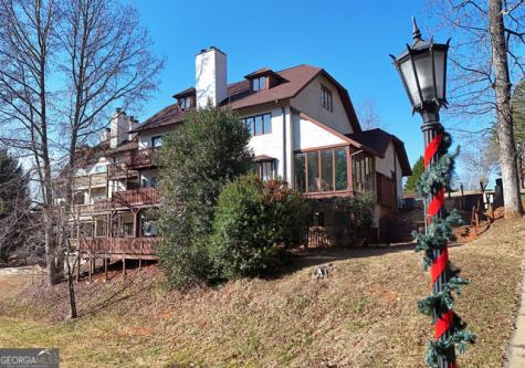 327 Brucken Strasse Helen GA 30545