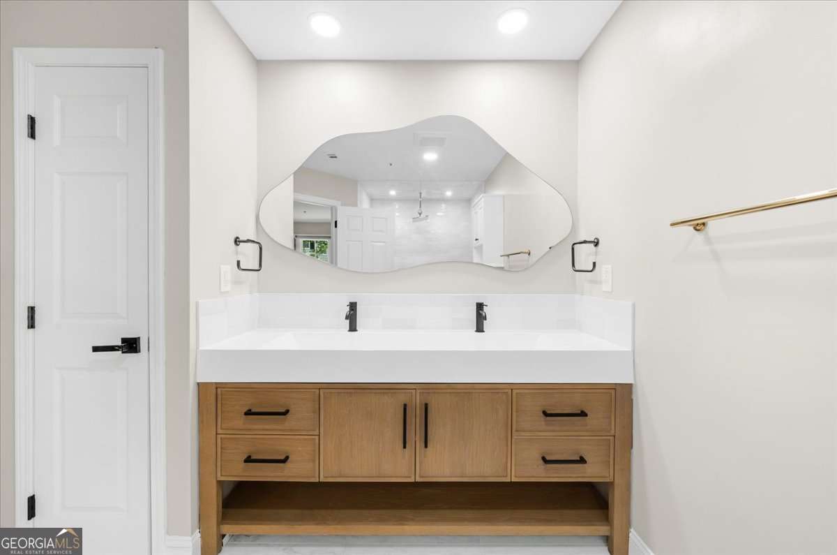 5061 Avalon Drive Alpharetta GA 30005