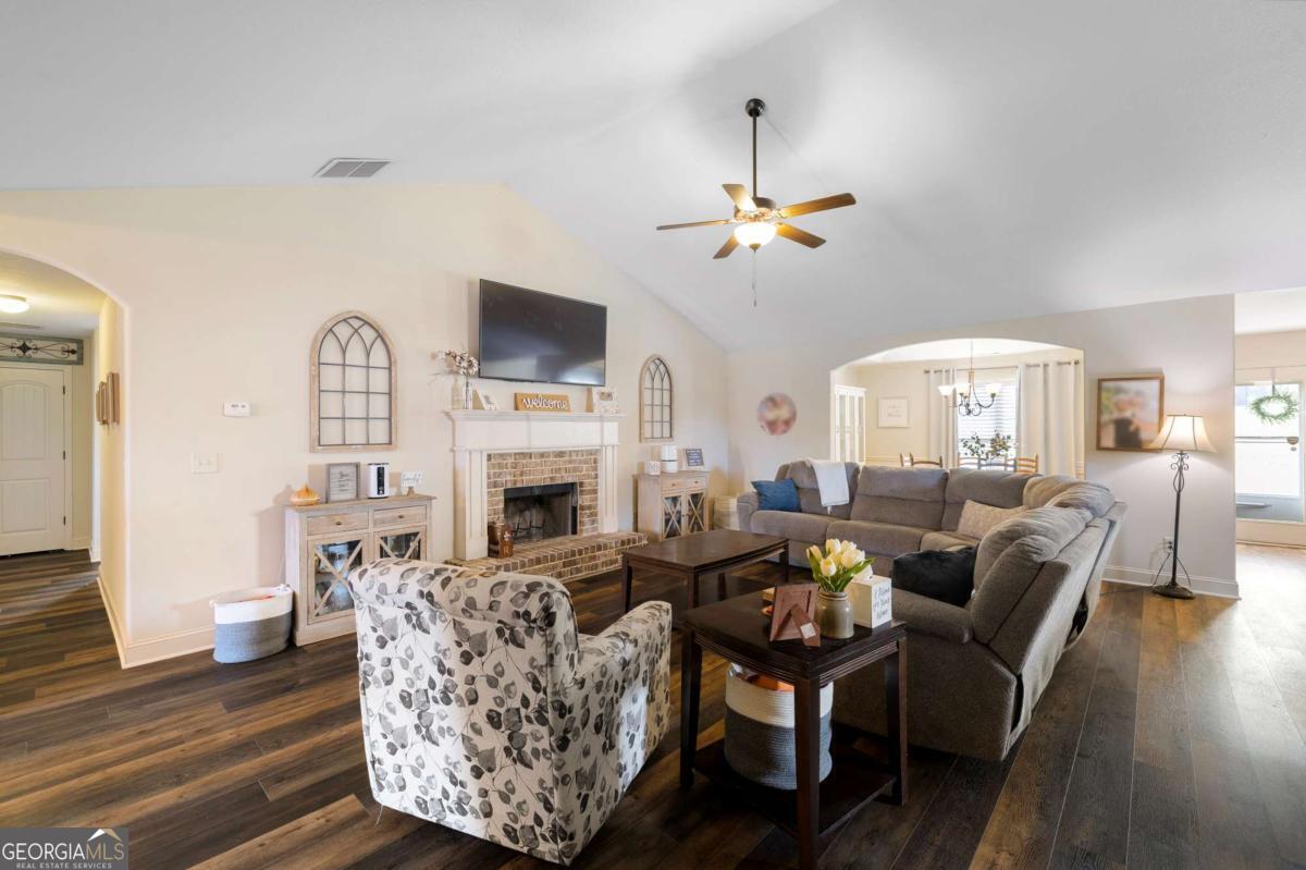 802 Brandon Drive Winder GA 30680