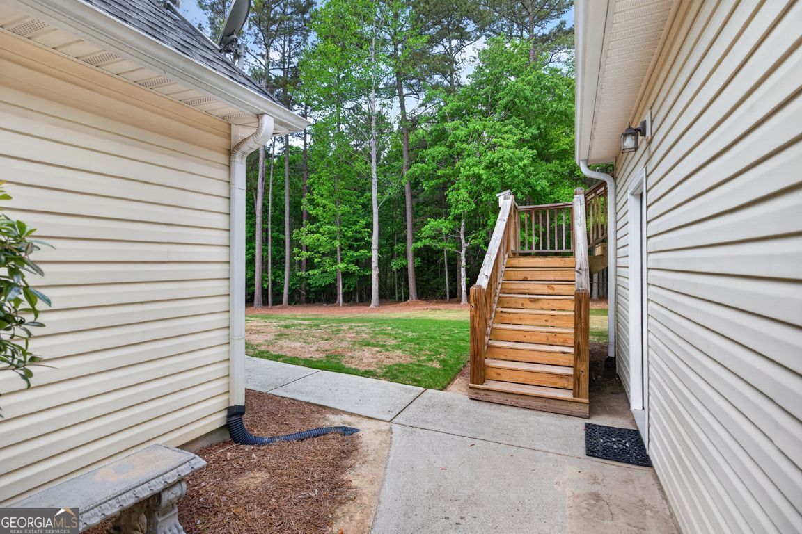 836 Winding Grove Lane Loganville GA 30052