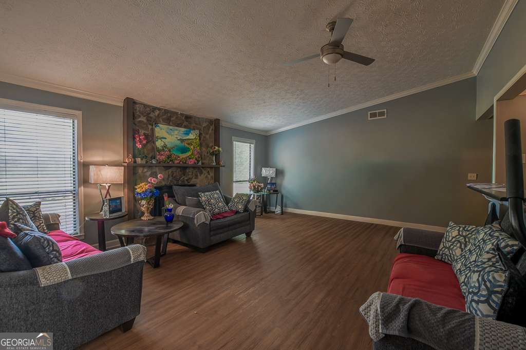 1195 Indian Way NW Lilburn GA 30047