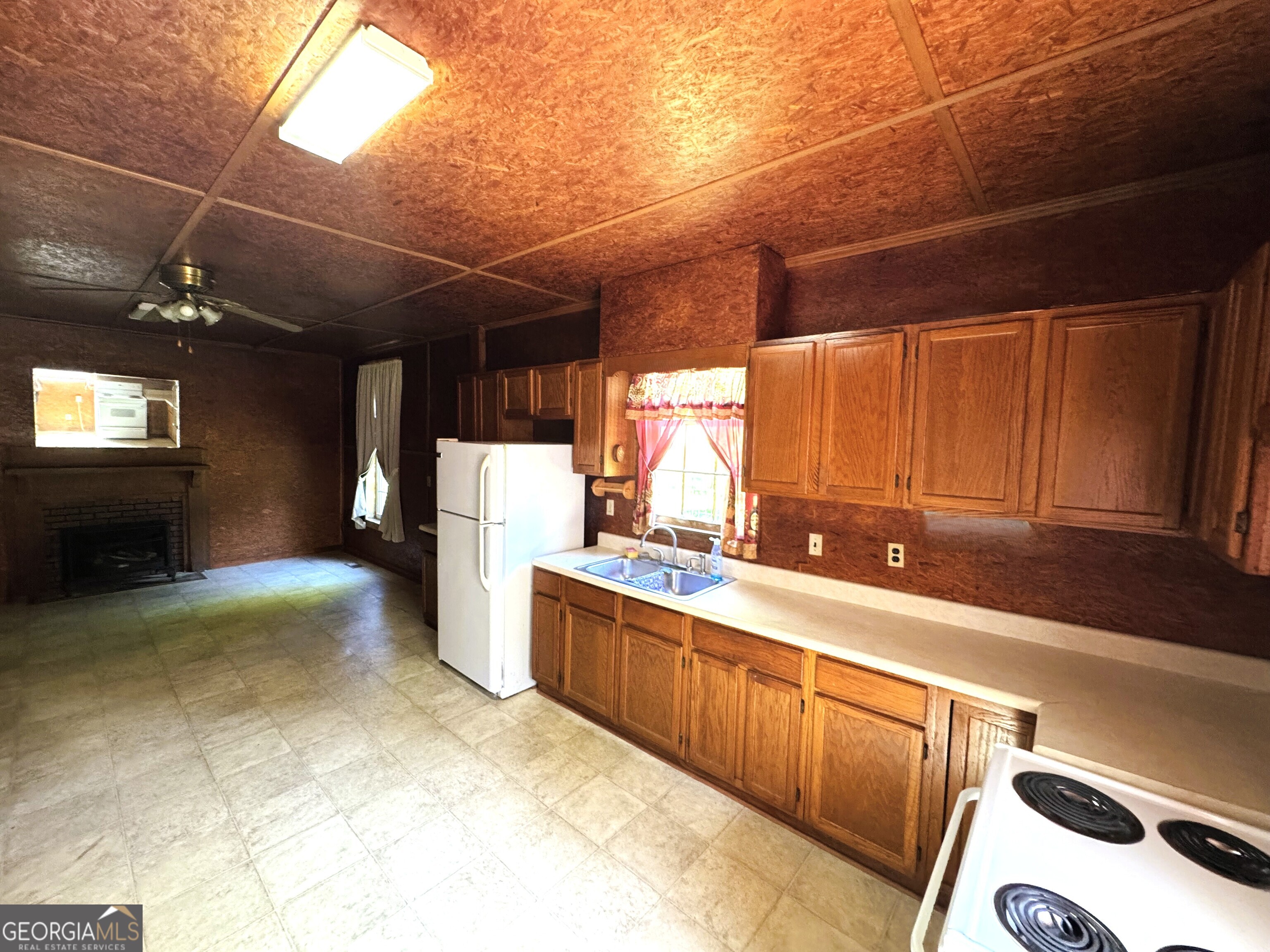 88 Old Macon Road Hillsboro GA 31038