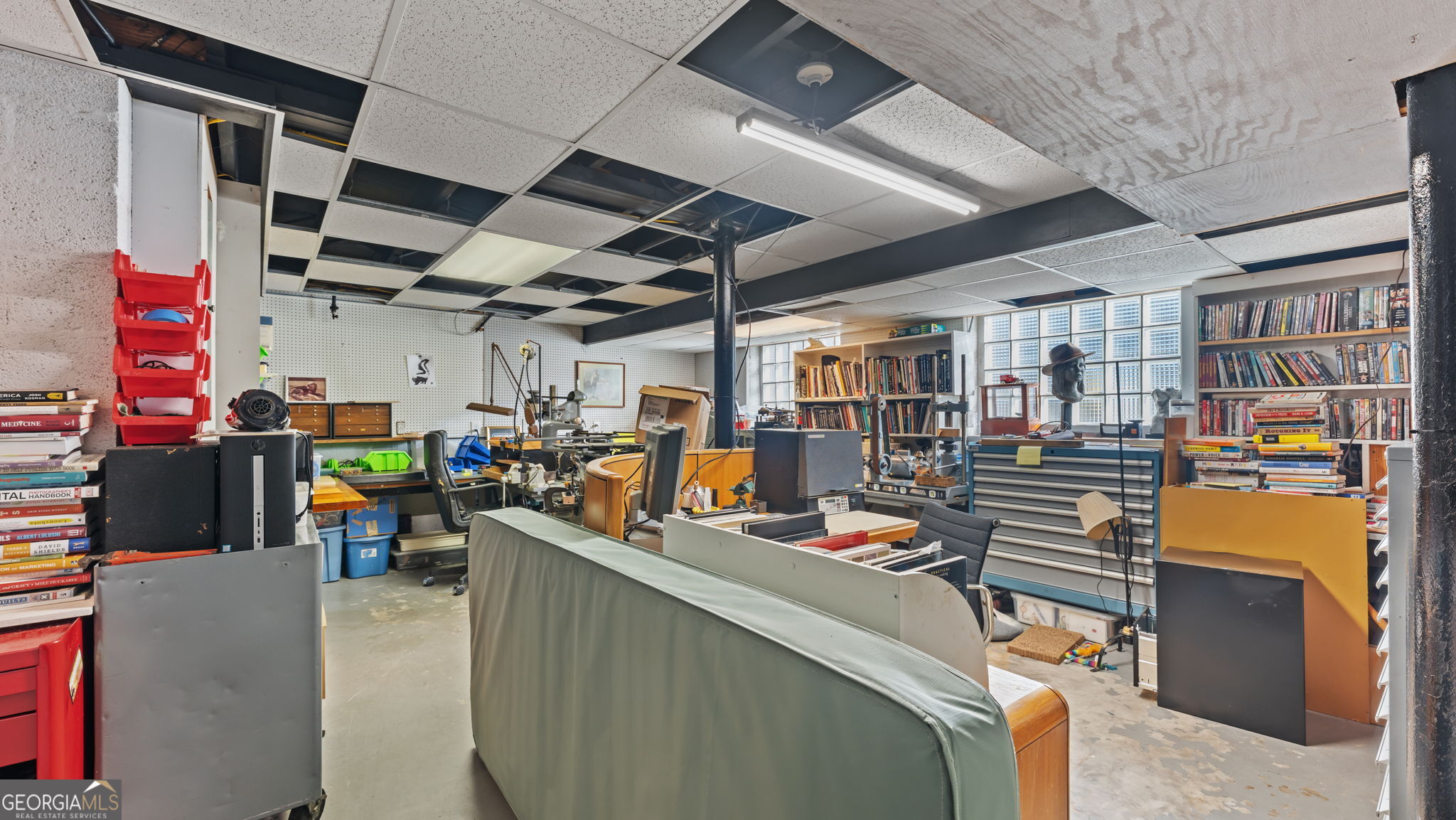 8 Lakemoore Drive NE Rome GA 30161