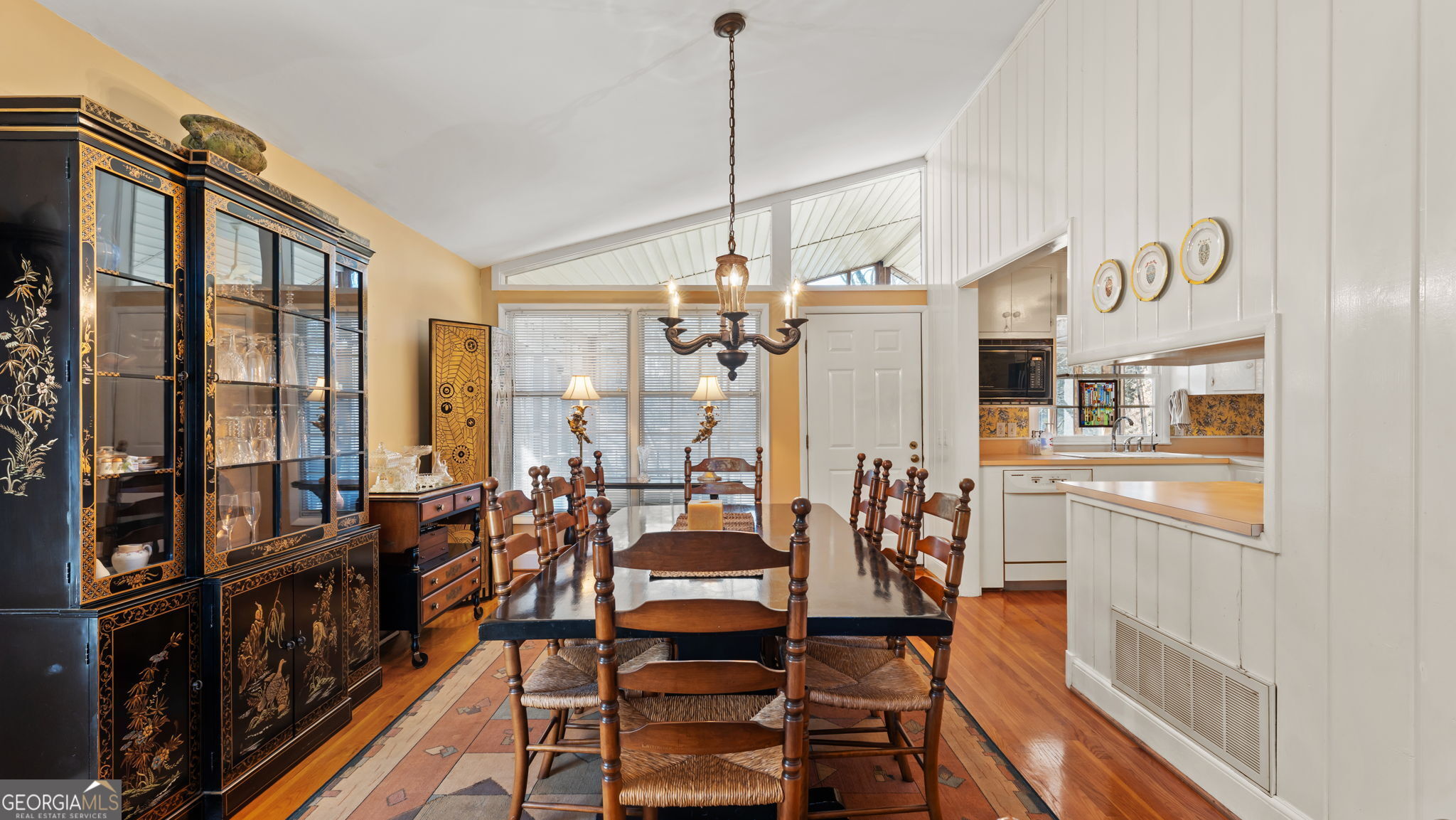 8 Lakemoore Drive NE Rome GA 30161