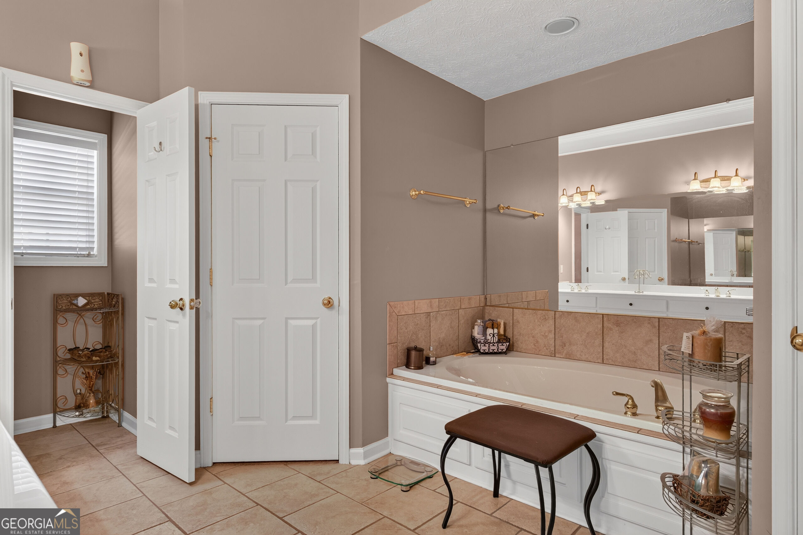 6502 Yellowstone Way Lizella GA 31052
