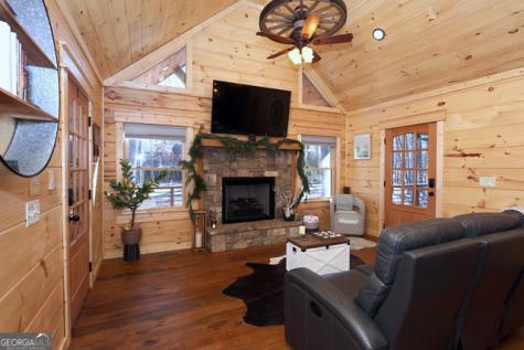 956 Lemmon Lane Ellijay GA 30540