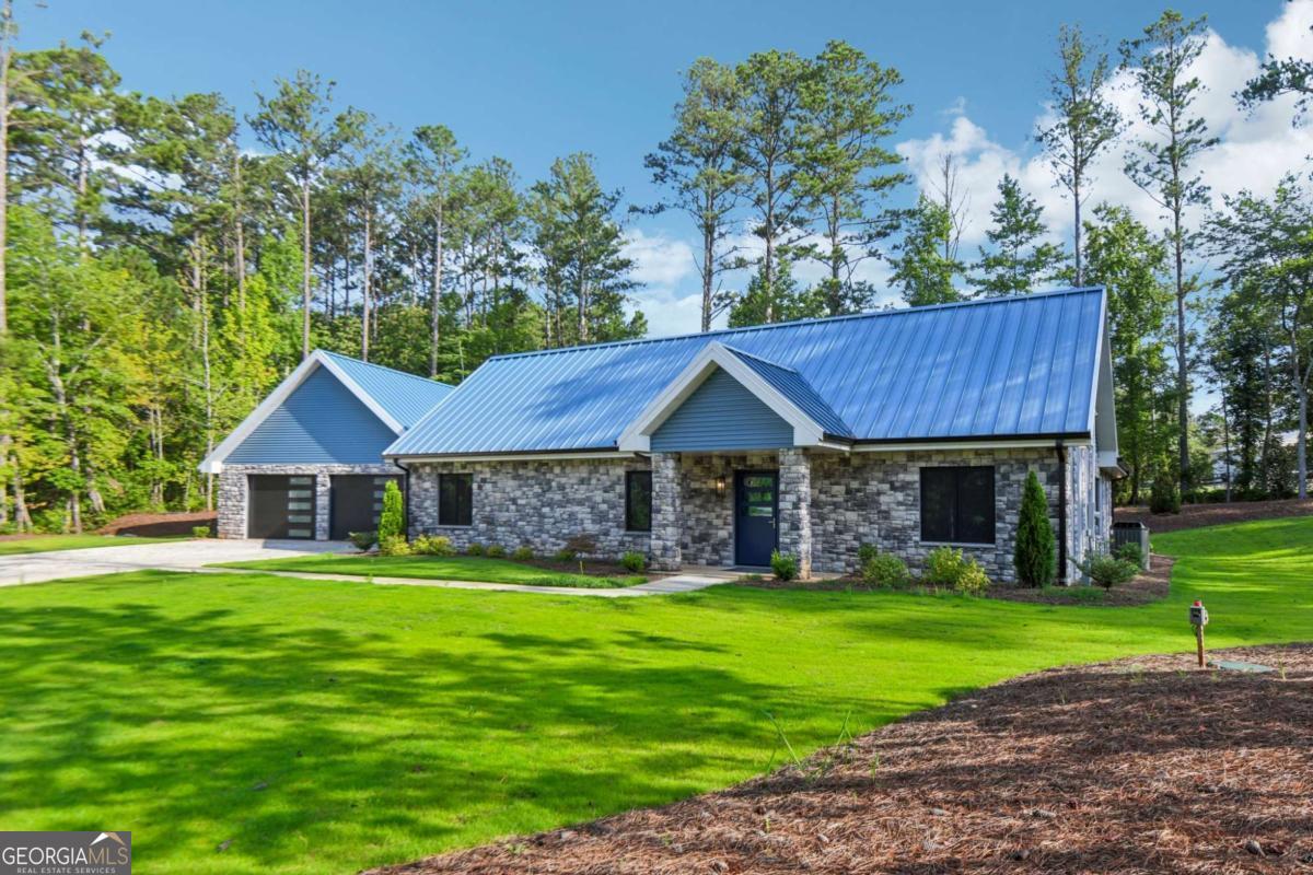 40 Red Oak Circle Buchanan GA 30113