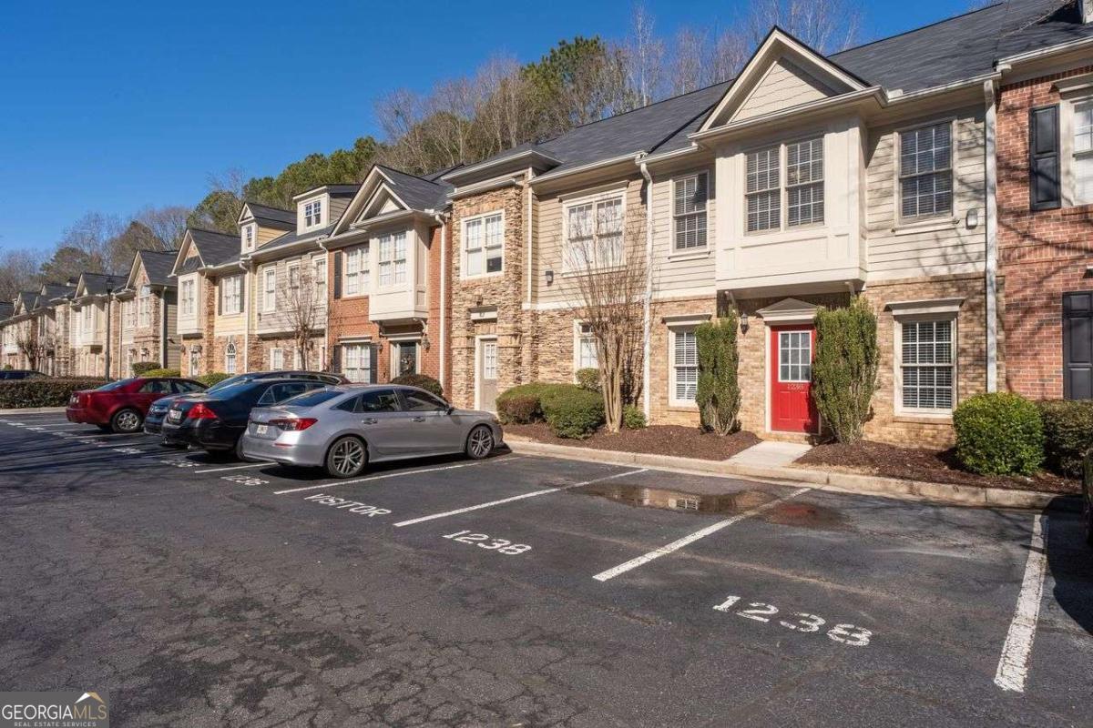 1238 Harris Commons Place Roswell GA 30076
