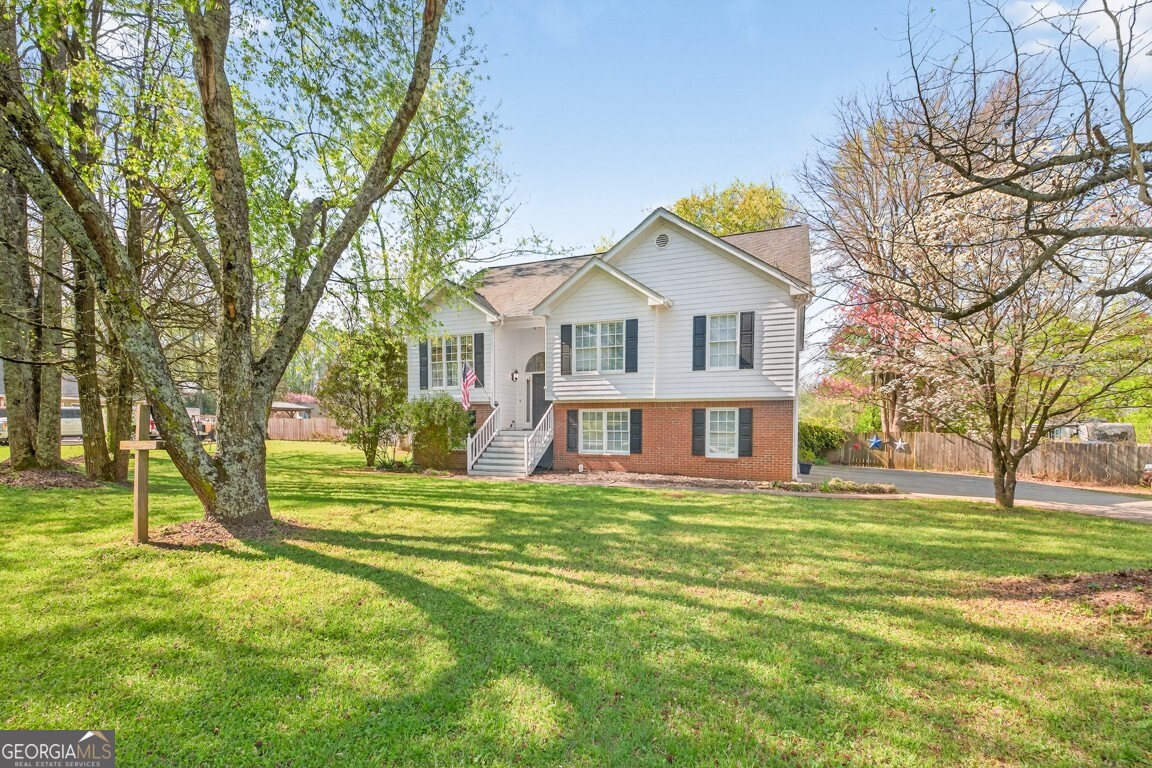 69 Siding Lane Jefferson GA 30549