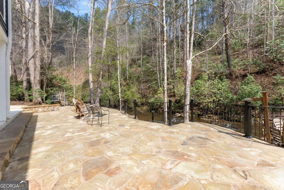 7880 Hiawassee Wilderness Trail Hiawassee GA 30546