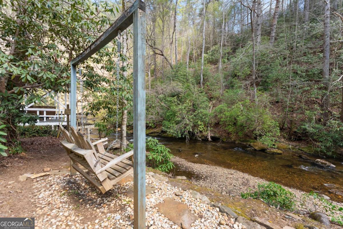 7880 Hiawassee Wilderness Trail Hiawassee GA 30546