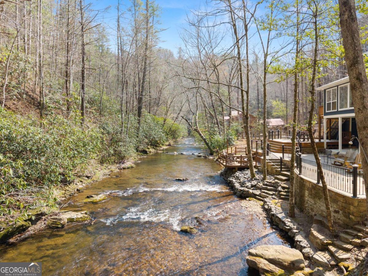 7880 Hiawassee Wilderness Trail Hiawassee GA 30546
