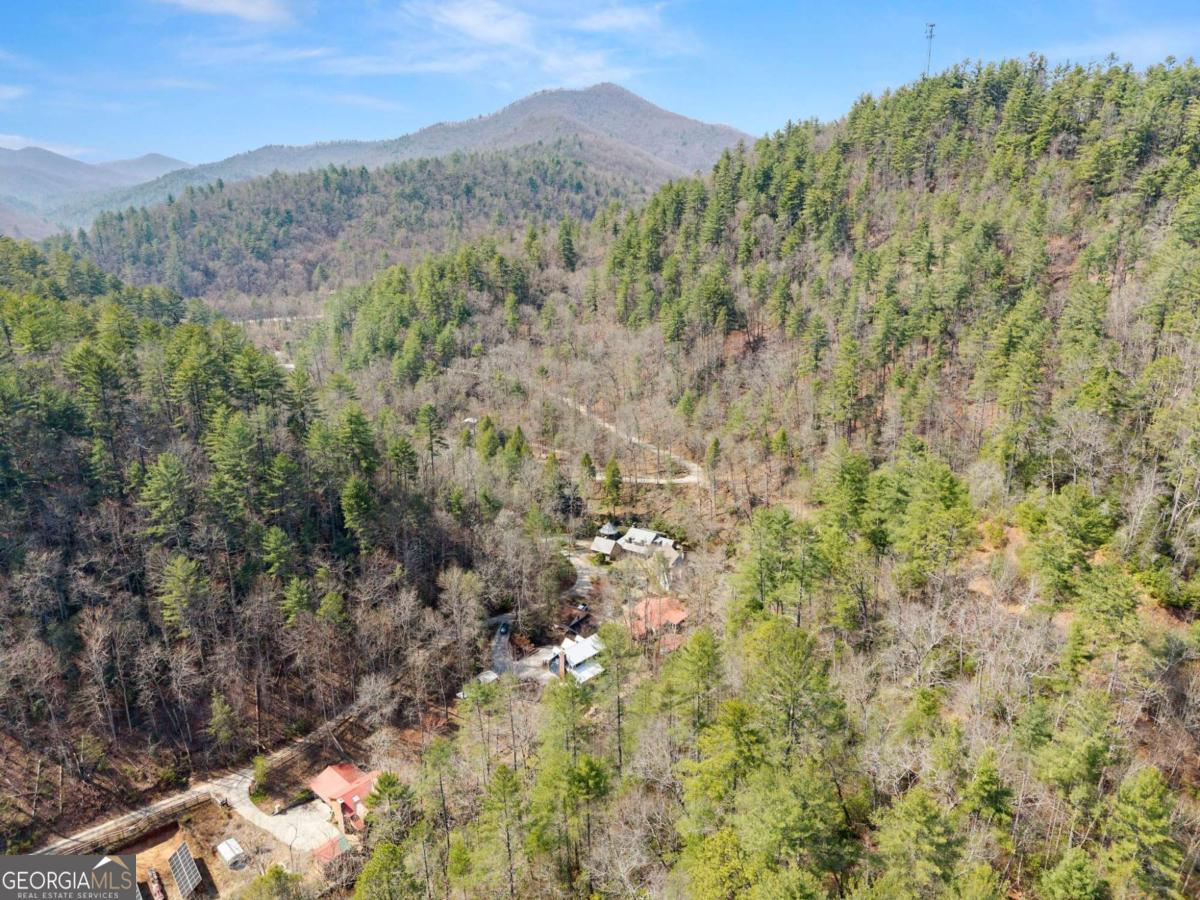 7880 Hiawassee Wilderness Trail Hiawassee GA 30546