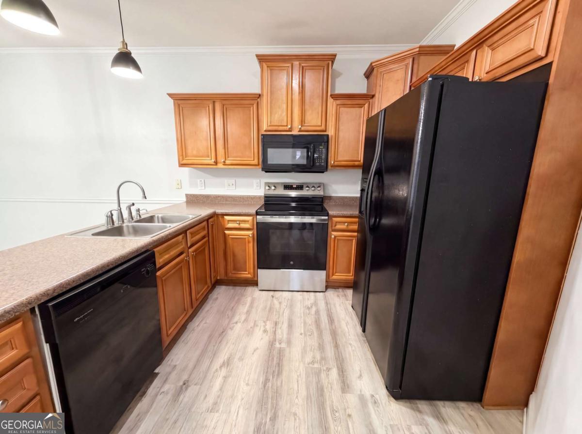 2559 Oakleaf Ridge Lithonia GA 30058