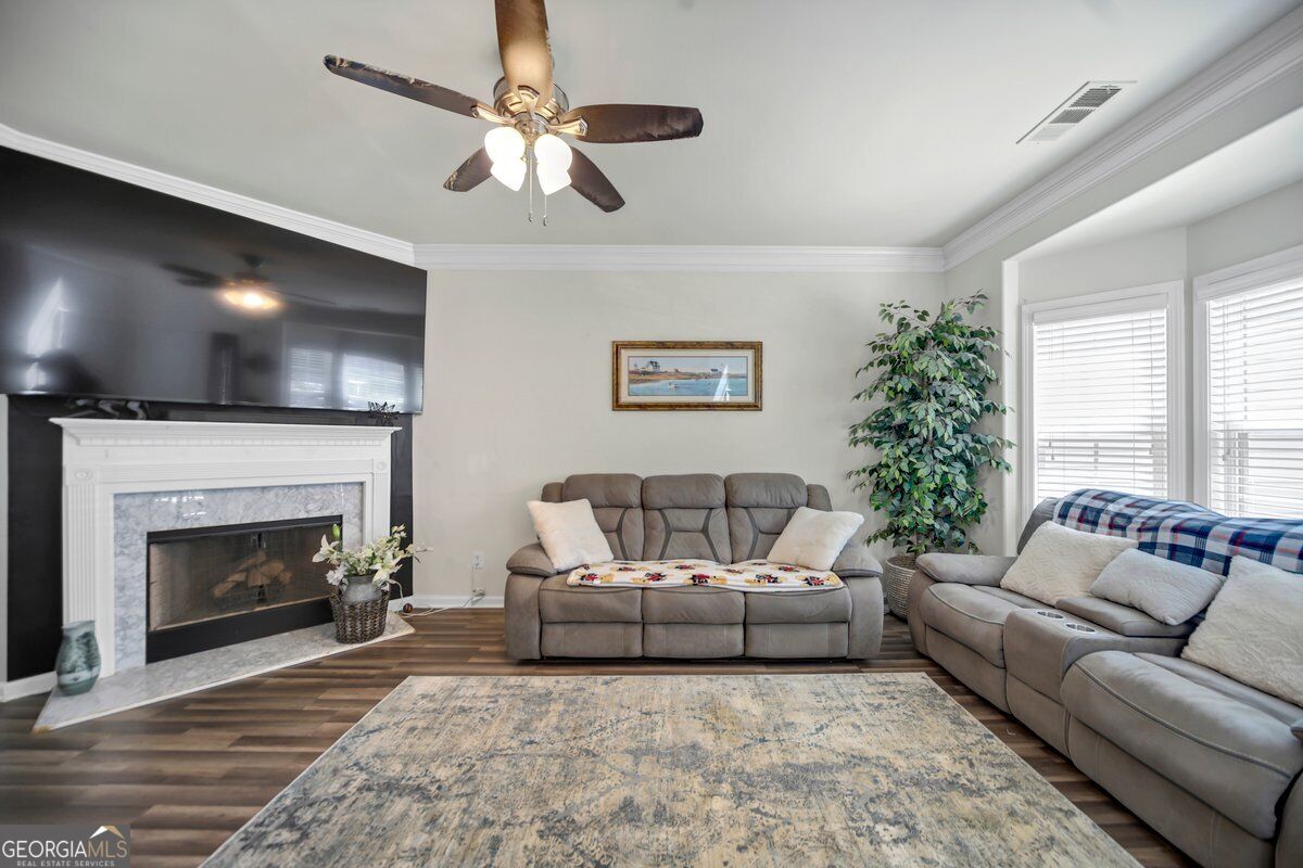 4625 Crawford Oaks Drive Oakwood GA 30566