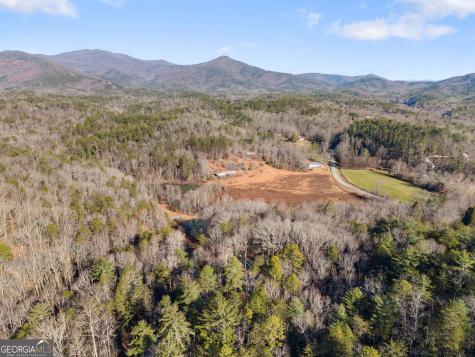 1410 Skylake Road Sautee Nacoochee GA 30571