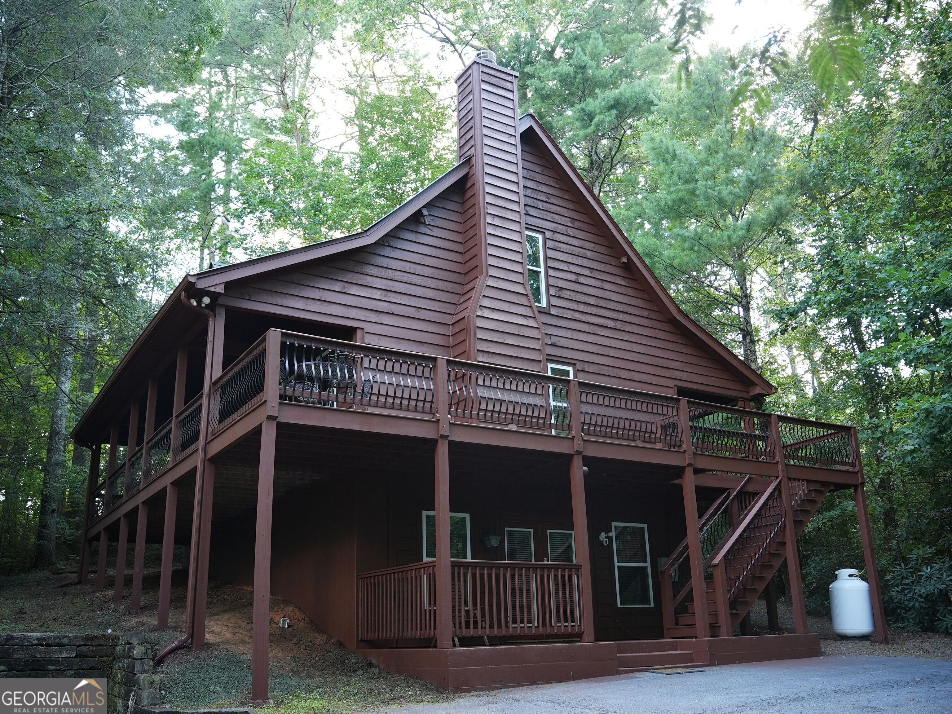 369 Myrna Branch Road Helen GA 30545