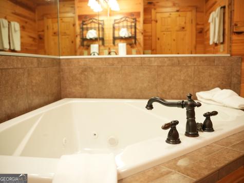 369 Myrna Branch Road Helen GA 30545