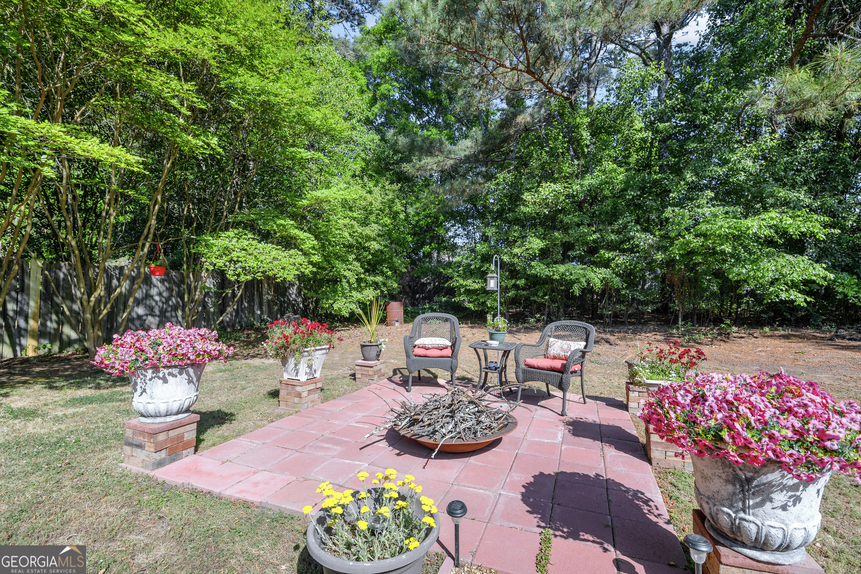 241 Fox Run Loganville GA 30052