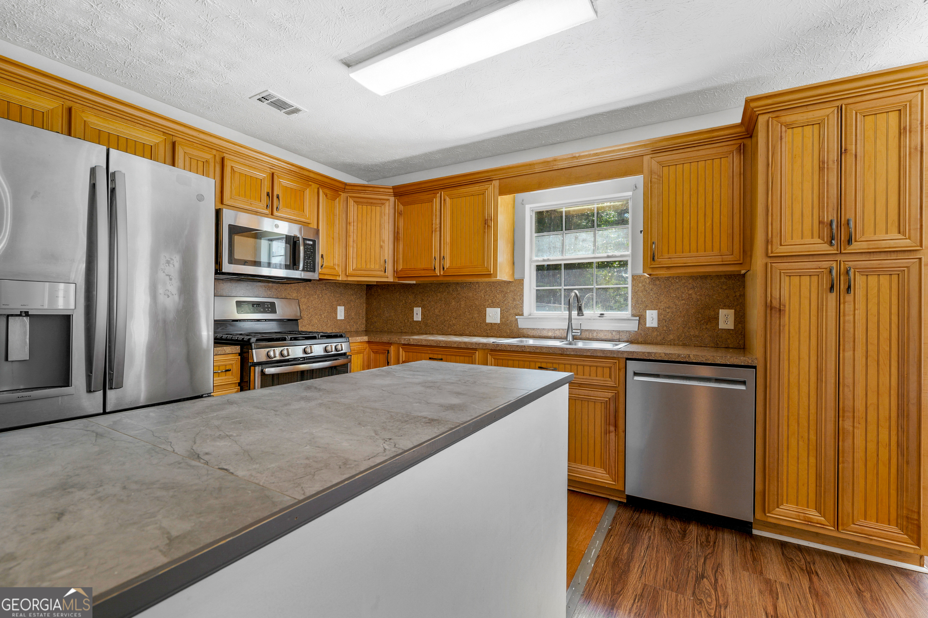 108 Nicki Court Hampton GA 30228
