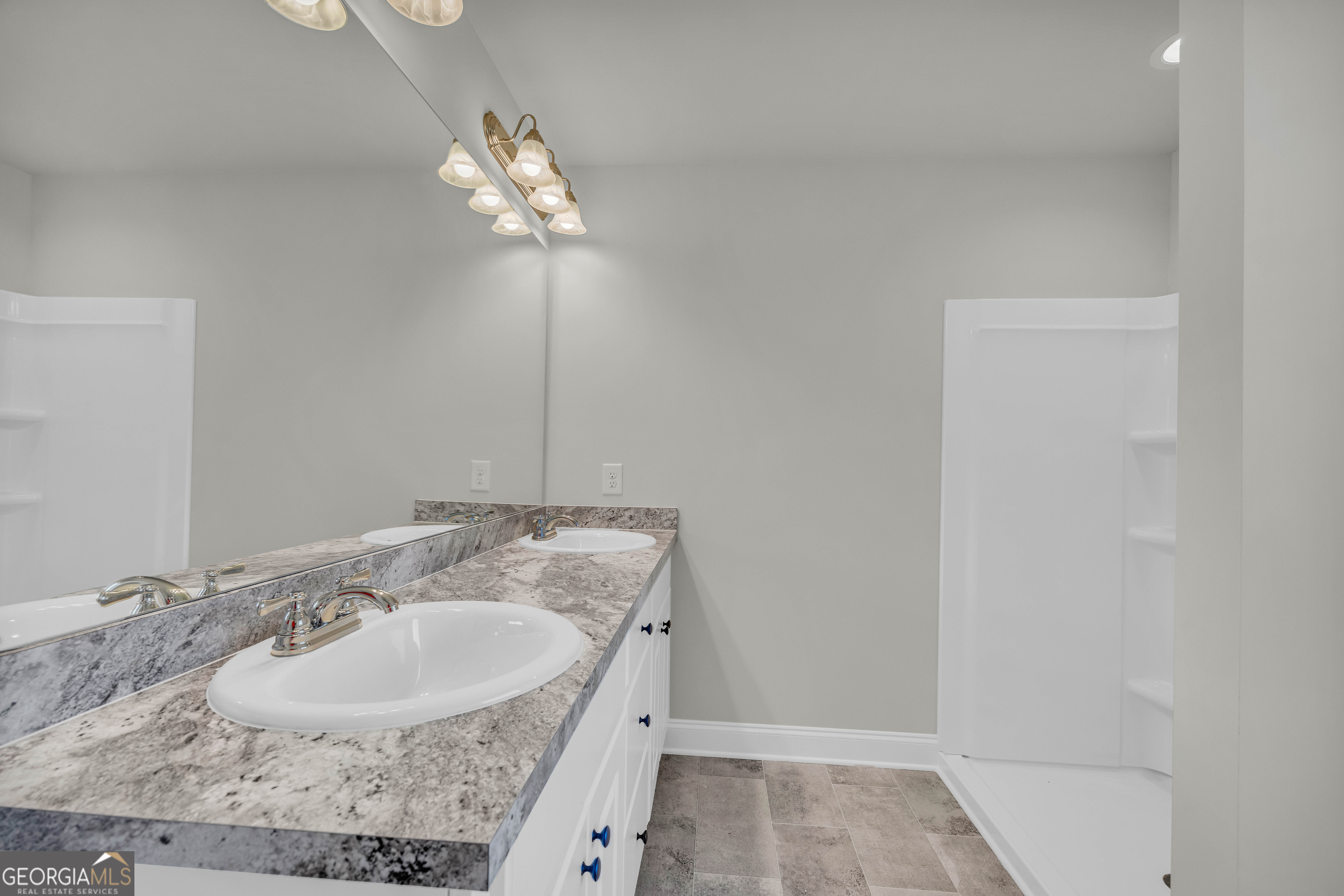 62 Sewell Road Lavonia GA 30553