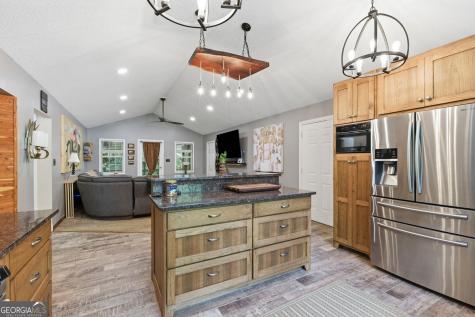 221 Oakdale Drive Cornelia GA 30531