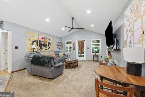 221 Oakdale Drive Cornelia GA 30531