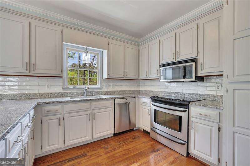 6321 Woodlore Drive NW Acworth GA 30101