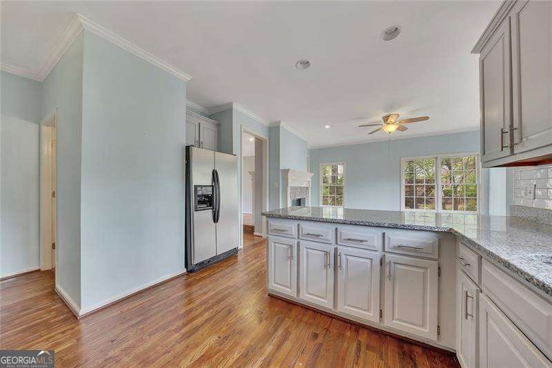 6321 Woodlore Drive NW Acworth GA 30101