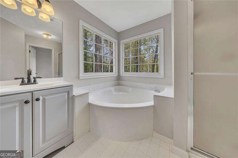 6321 Woodlore Drive NW Acworth GA 30101