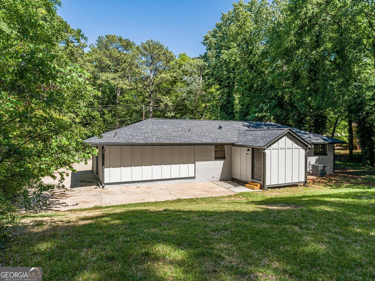 5572 Andrew Drive Mableton GA 30126