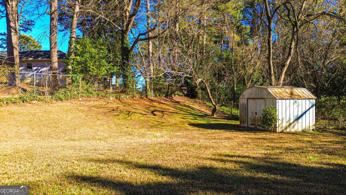 2162 Holly Hill Drive Decatur GA 30032