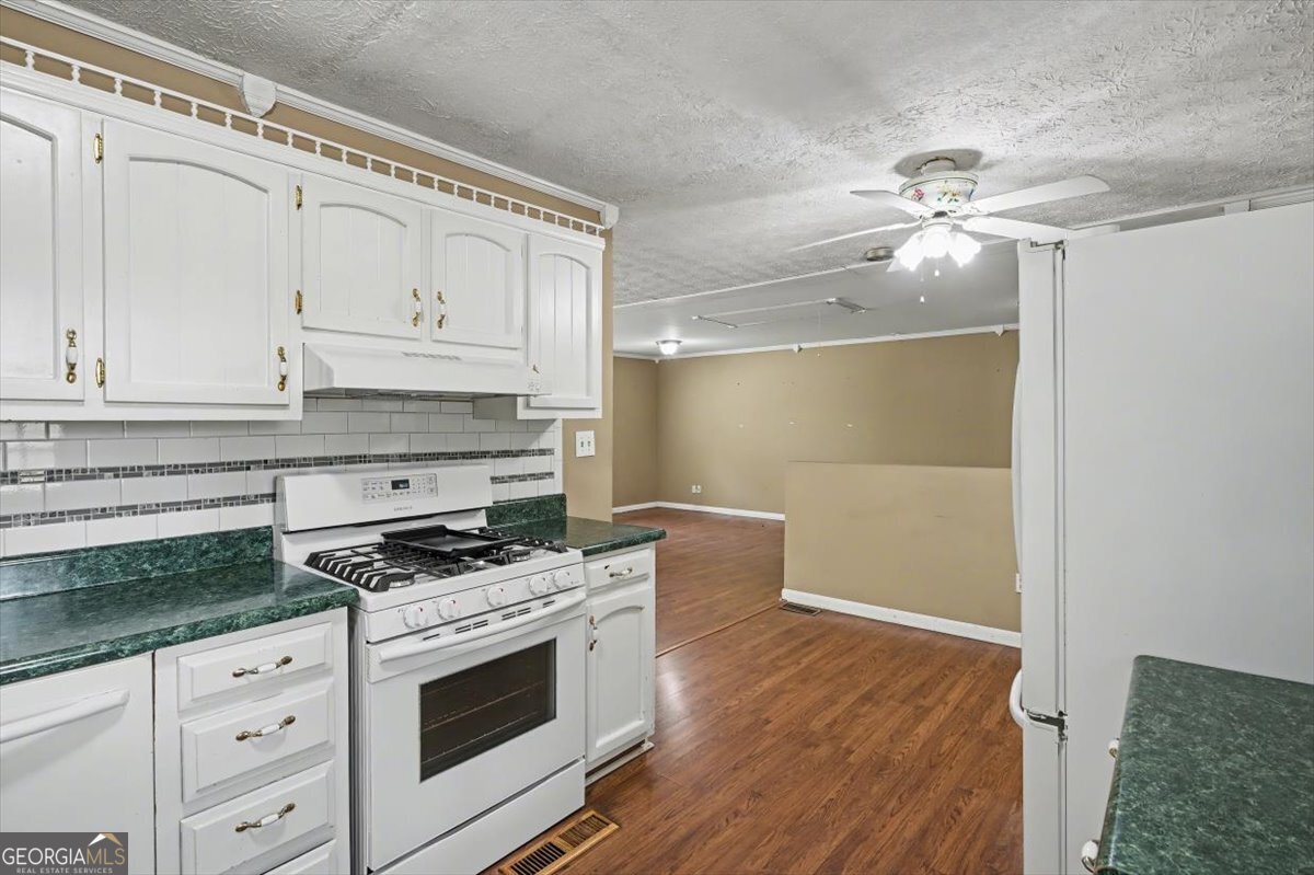 3012 Sasanqua Lane SW Marietta GA 30008