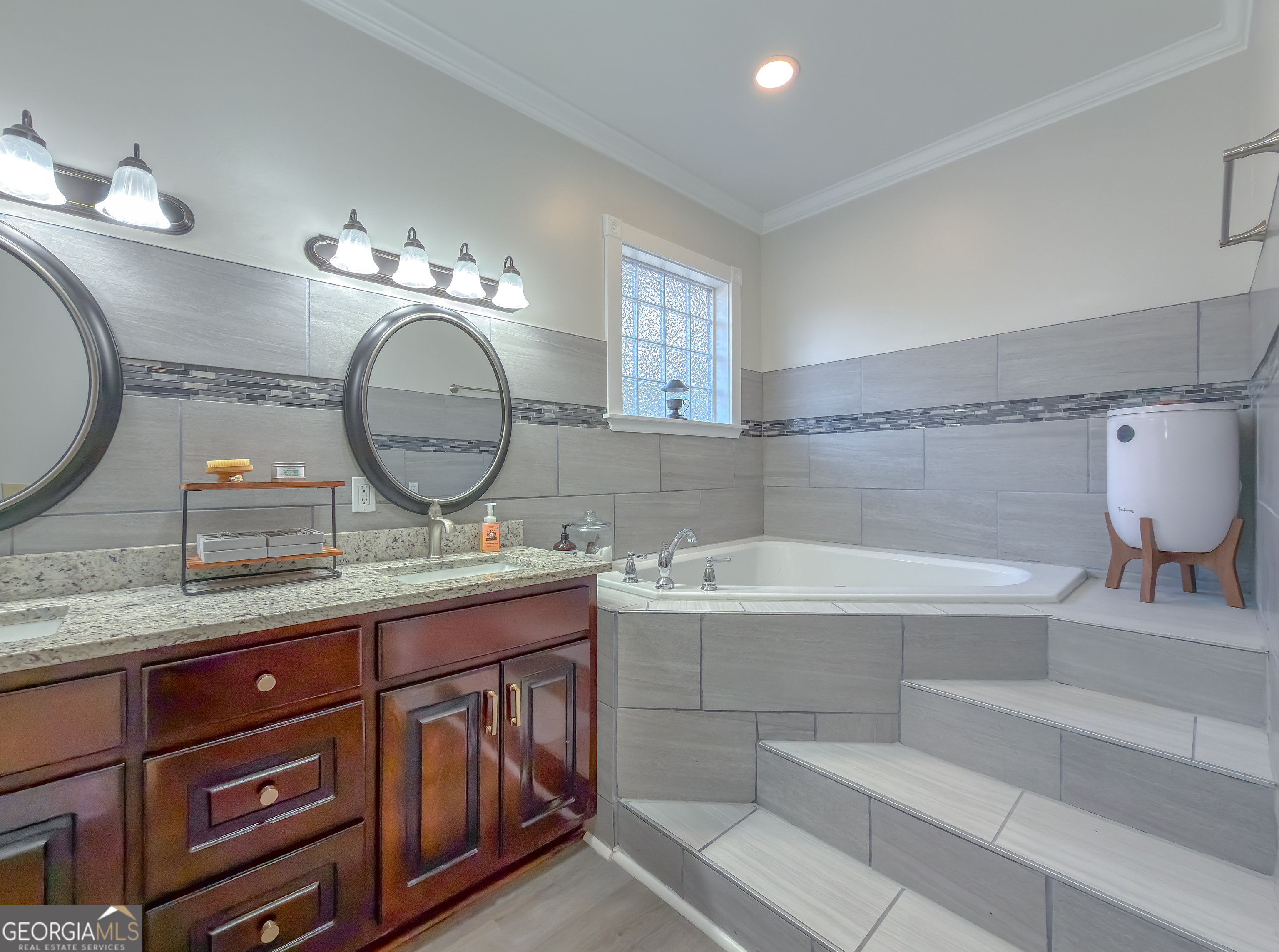 100 Robin Bainbridge GA 39817