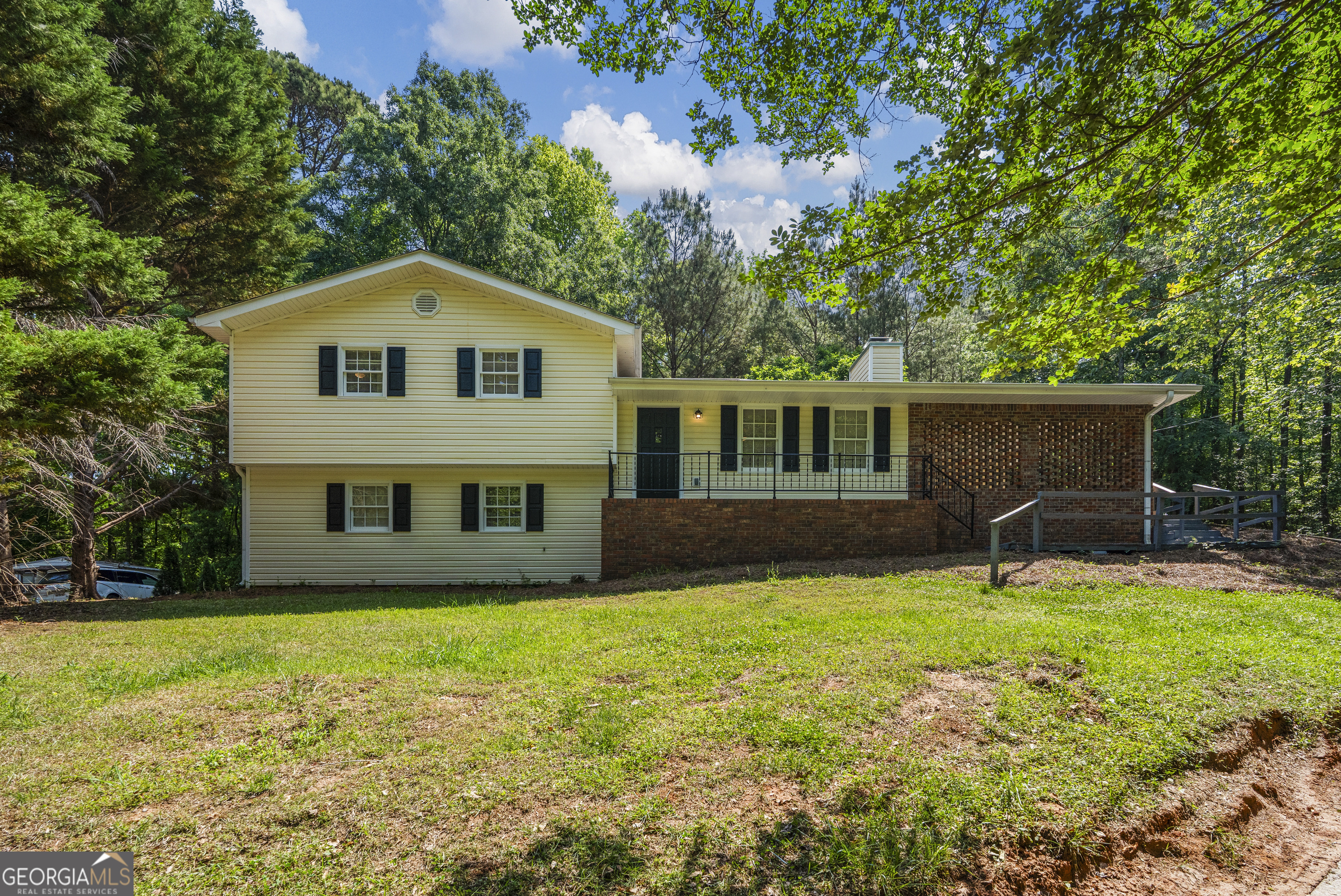 134 N Lake Drive Lagrange GA 30240