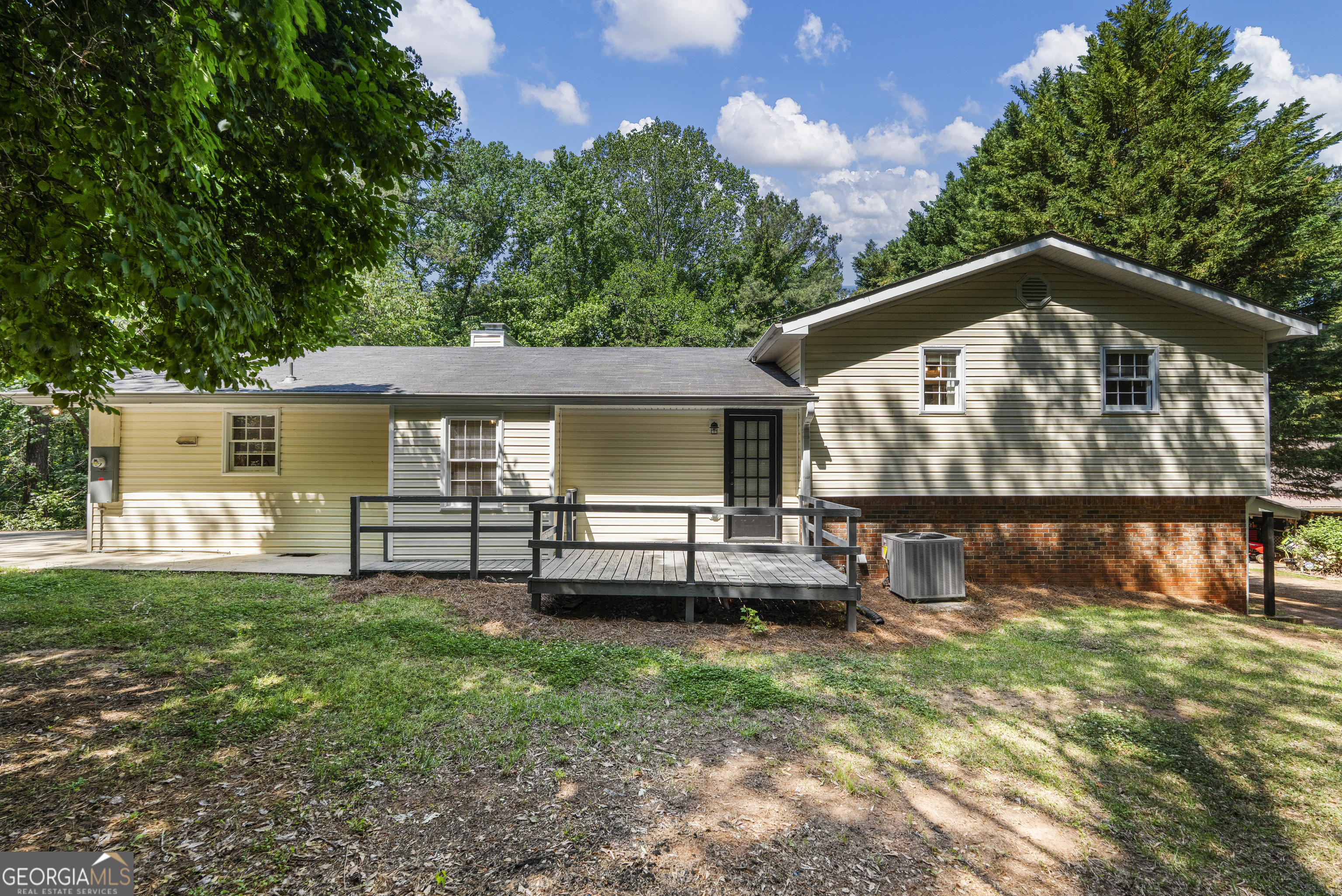 134 N Lake Drive Lagrange GA 30240