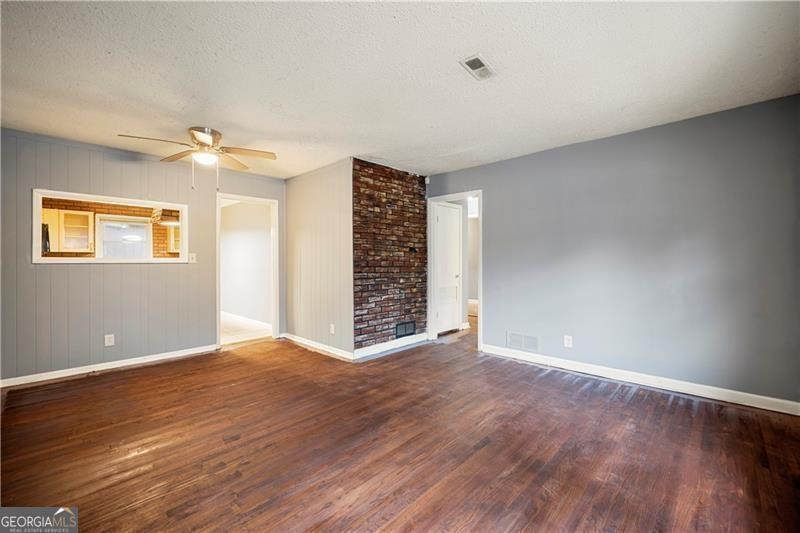 1089 Indale Place SW Atlanta GA 30310