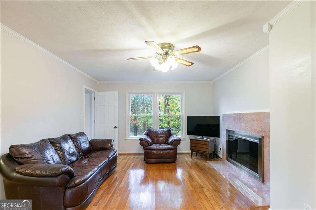 620 Oakstone Way Roswell GA 30075