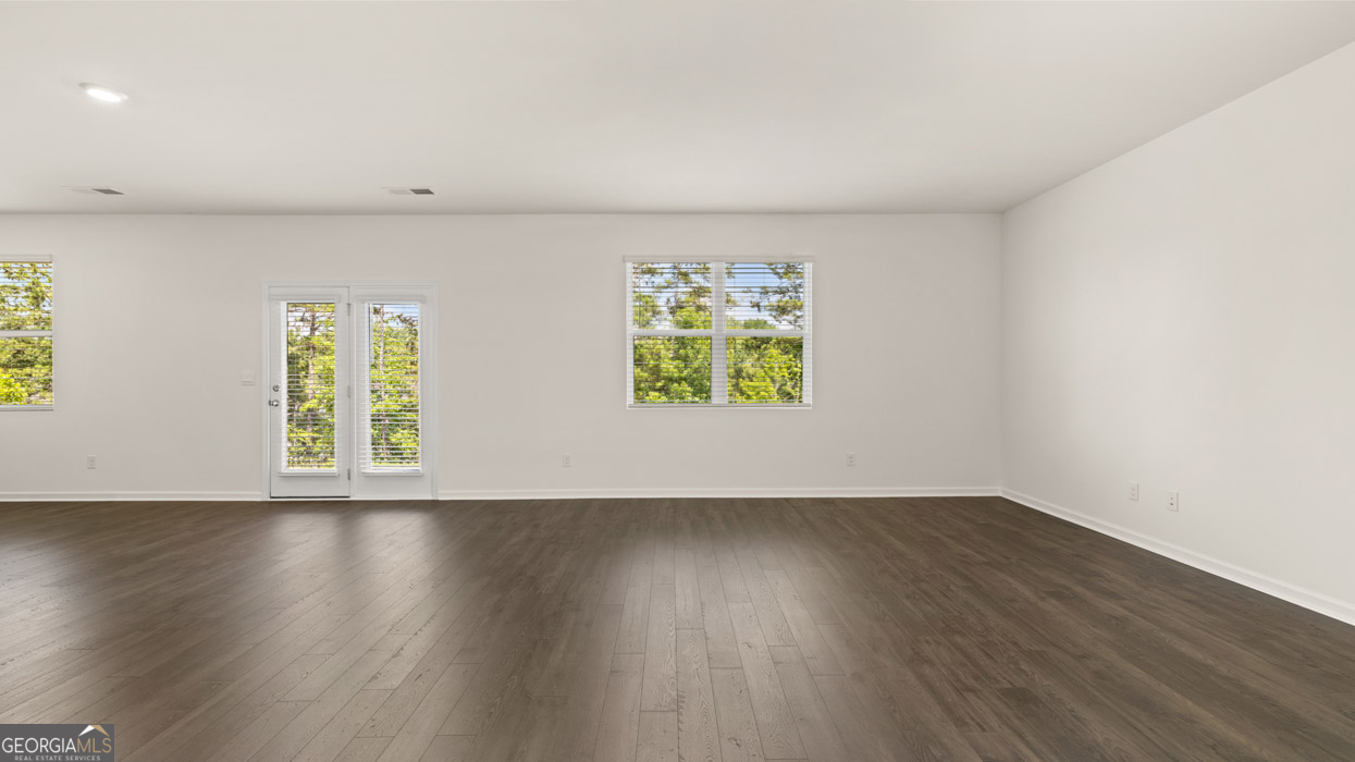 77 White Spruce Way Newnan GA 30265
