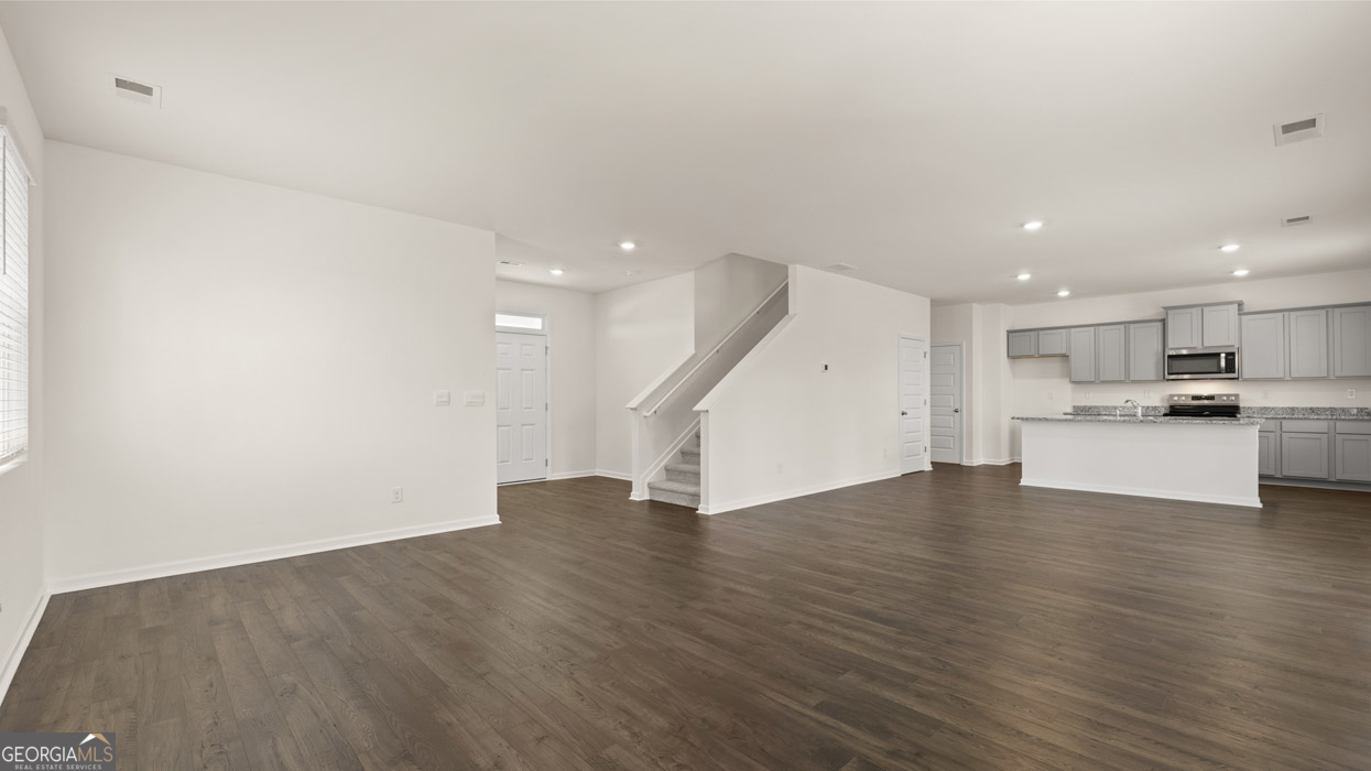 77 White Spruce Way Newnan GA 30265