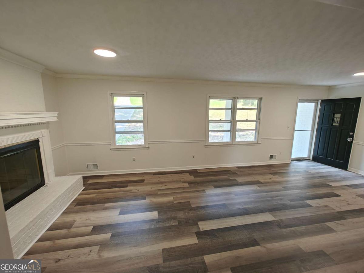 1296 Scenic Way SW Lilburn GA 30047