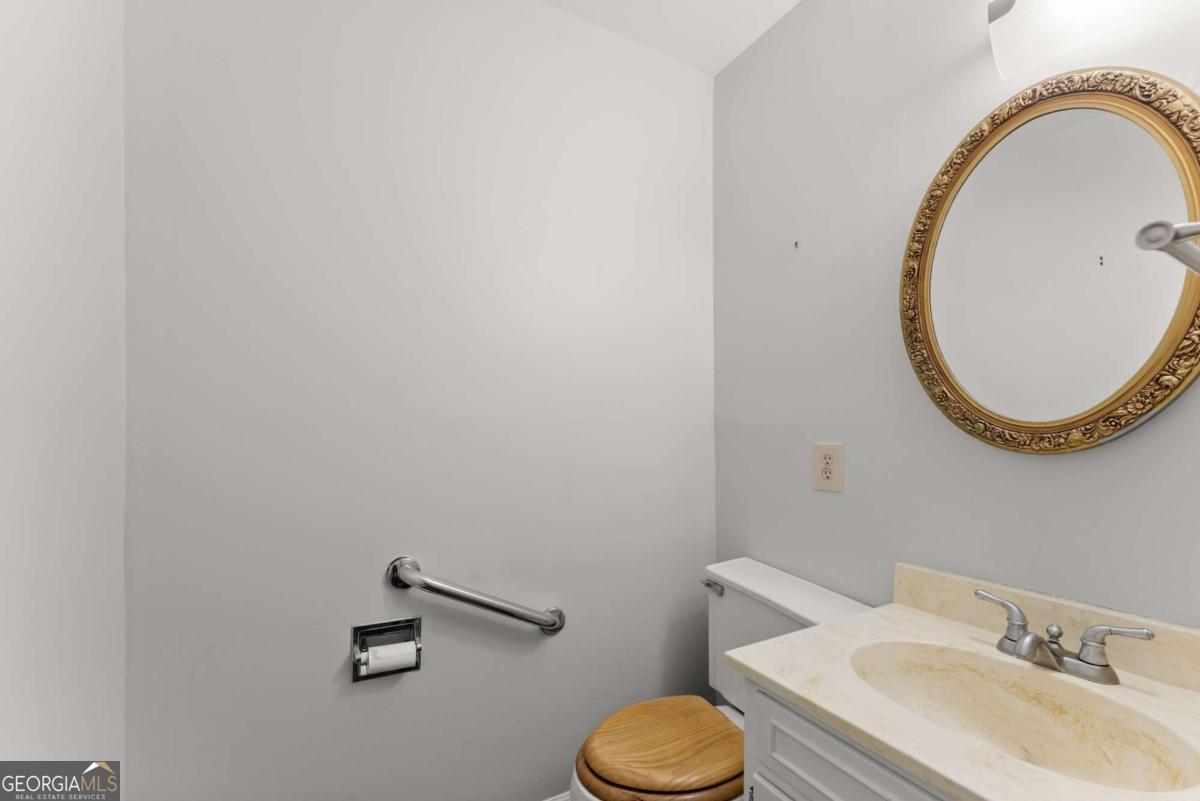 6500 Gaines Ferry Unit H9 Flowery Branch GA 30542