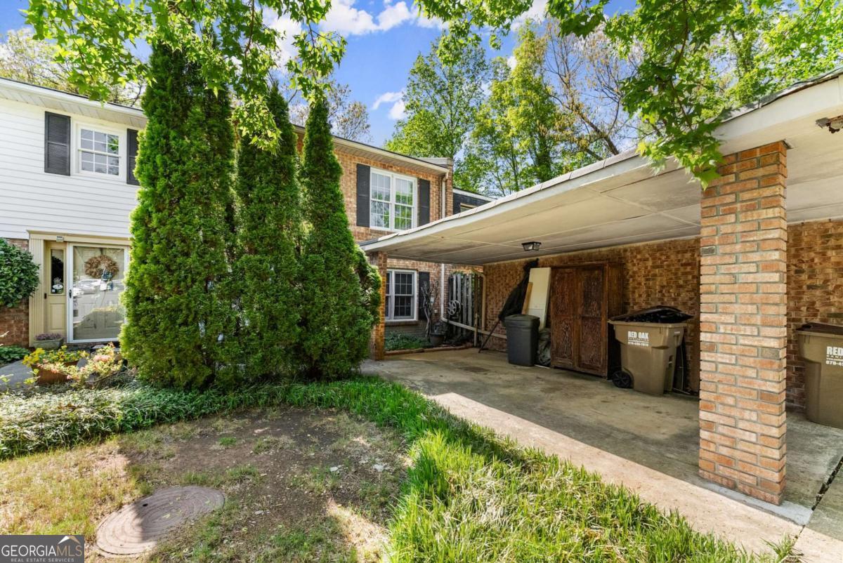 6500 Gaines Ferry Unit H9 Flowery Branch GA 30542