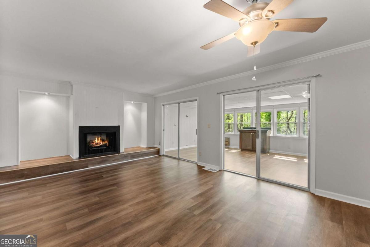 6500 Gaines Ferry Unit H9 Flowery Branch GA 30542