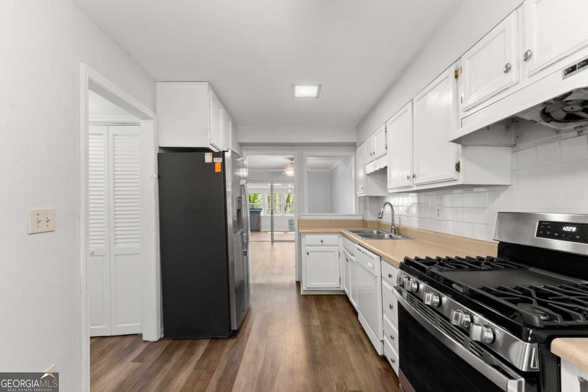 6500 Gaines Ferry Unit H9 Flowery Branch GA 30542