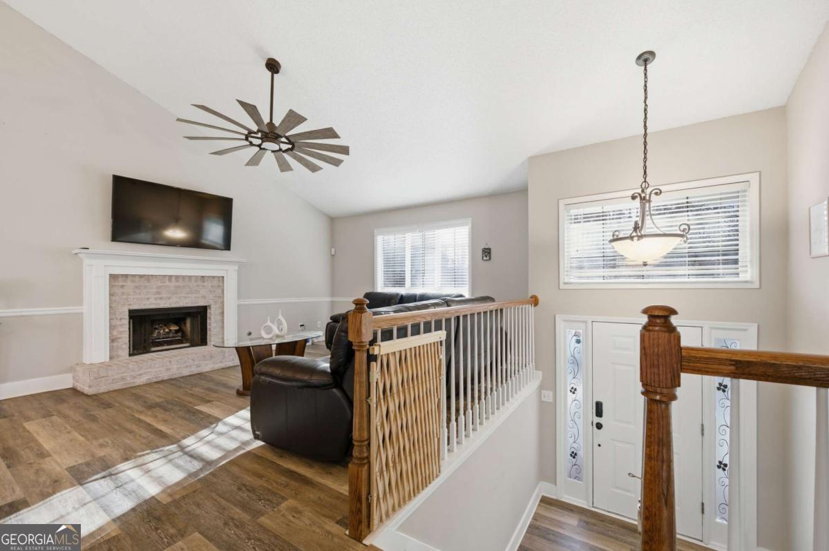 20 Miners Point SE Acworth GA 30102