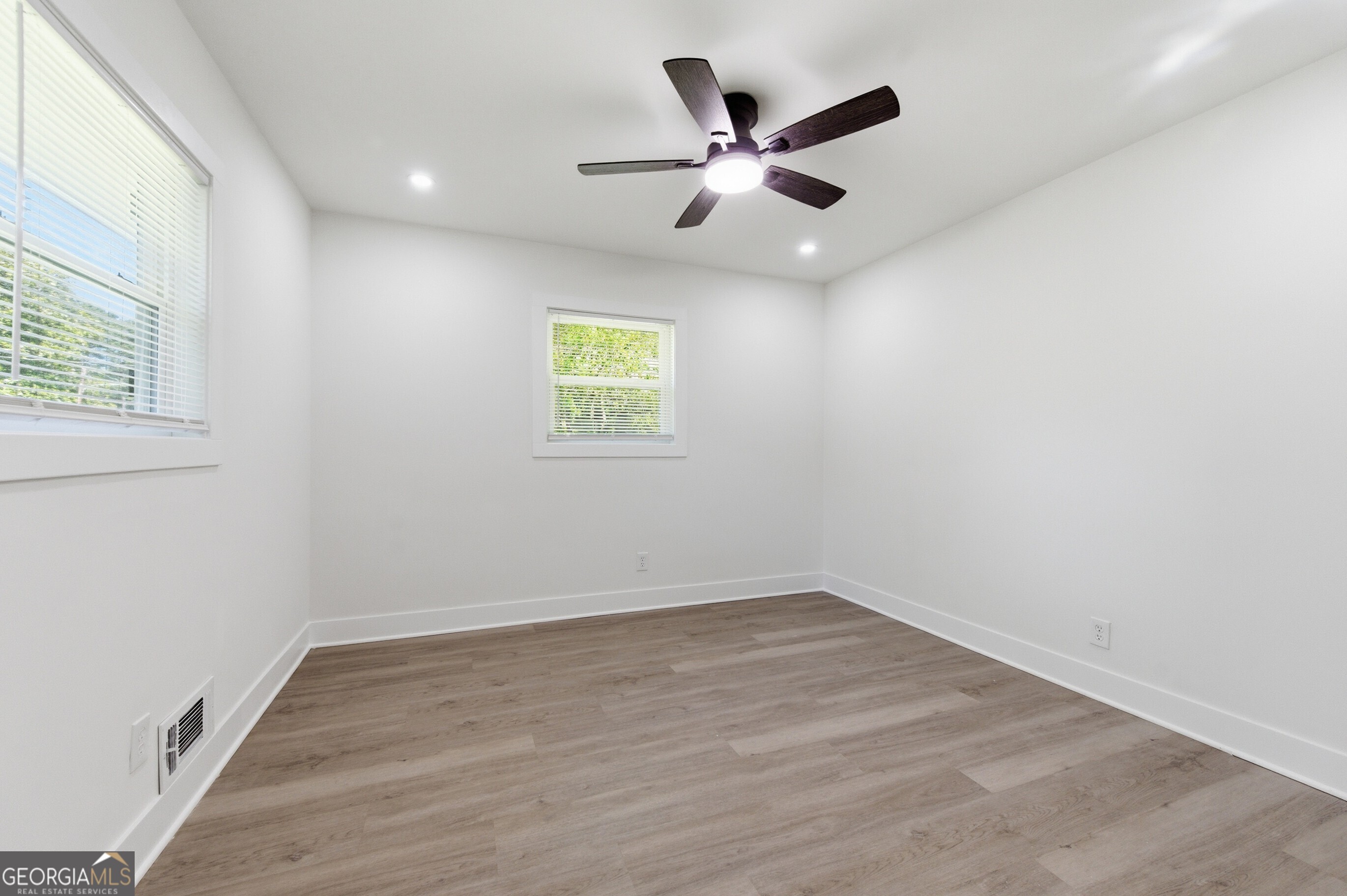 2866 Lancaster Drive East Point GA 30344