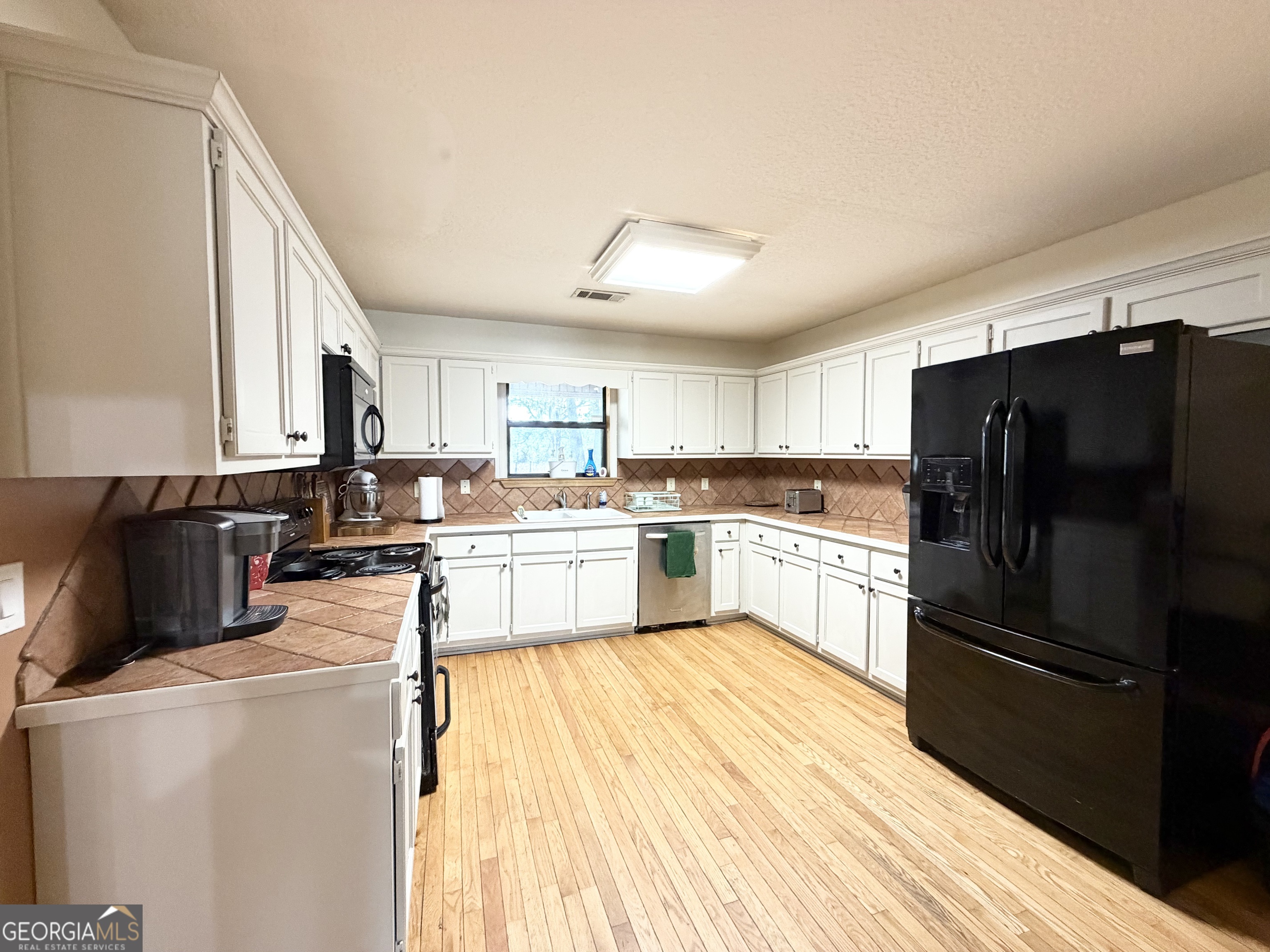 2124 Horseshoe Cove Road Waverly GA 31565