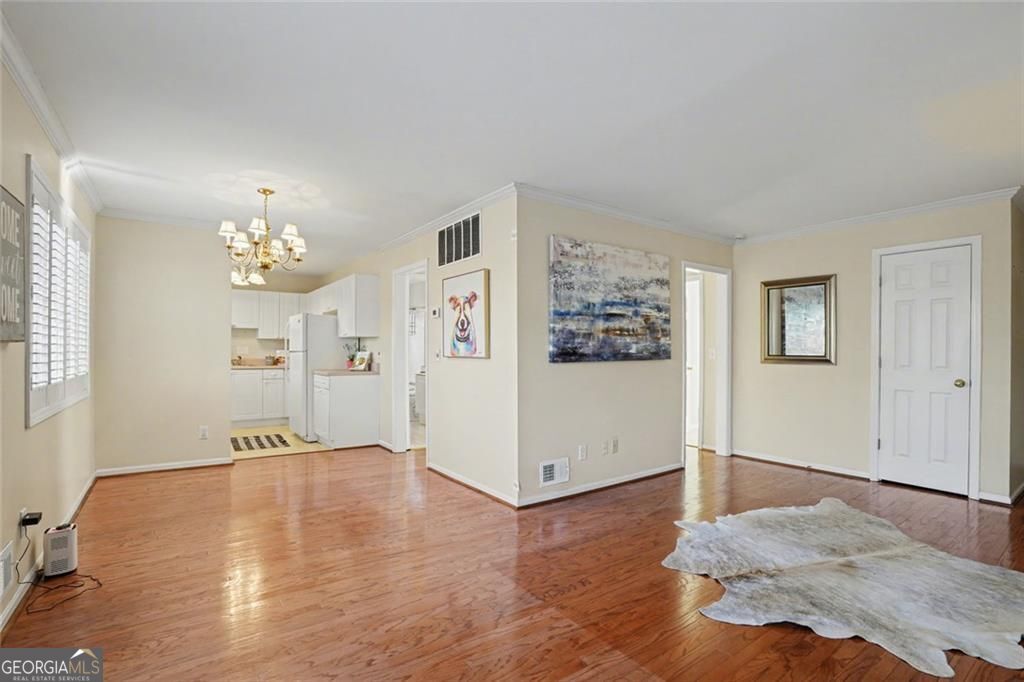 5375 Roswell Road Sandy Springs GA 30342