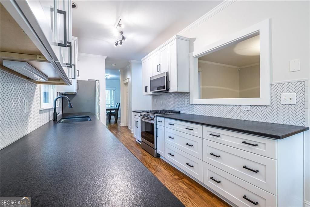 445 Loomis Avenue SE Atlanta GA 30312